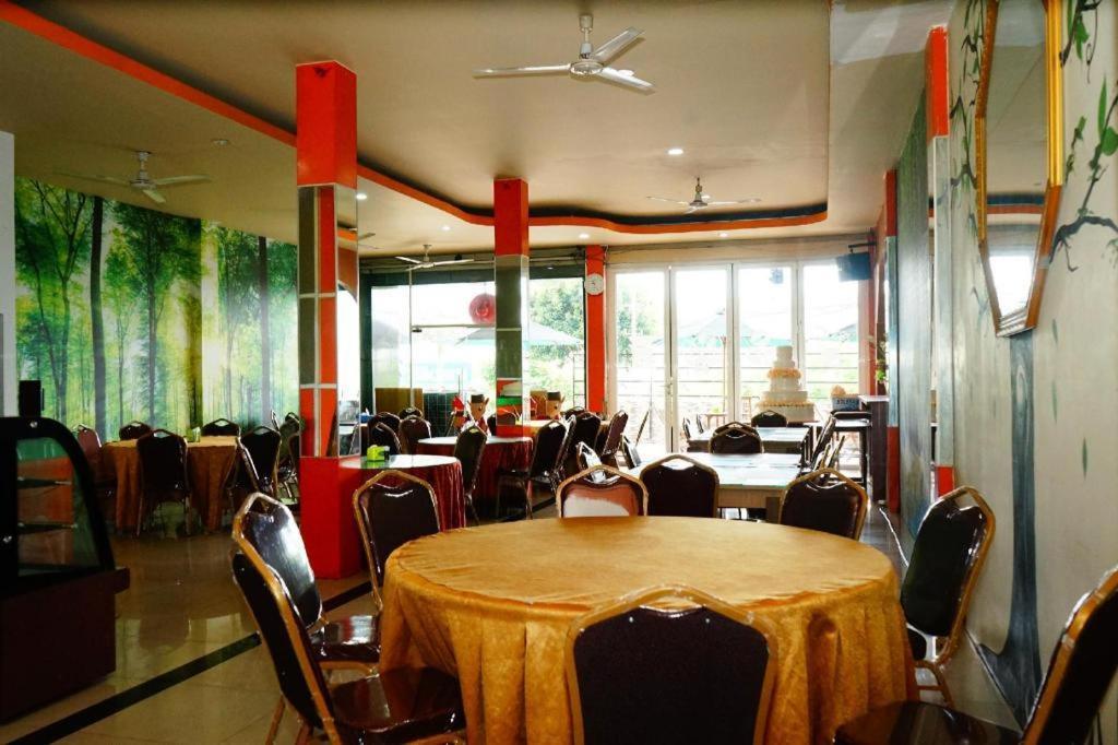 Grand Vella Hotel Pangkal Pinang Luaran gambar
